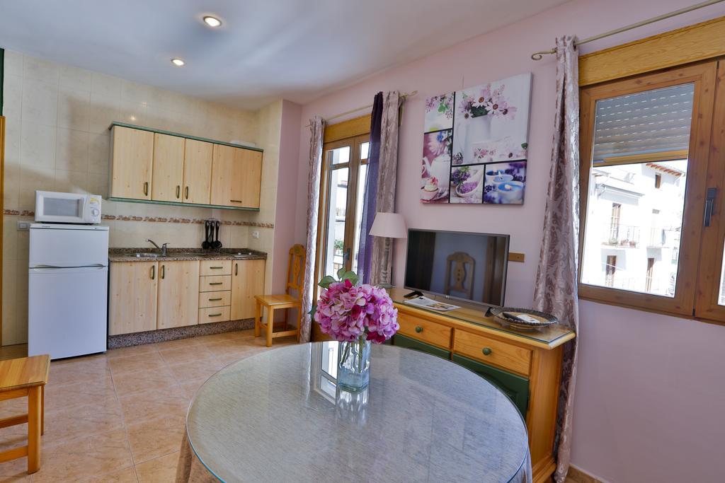 Apartamentos Castillo Cazorla Bagian luar foto