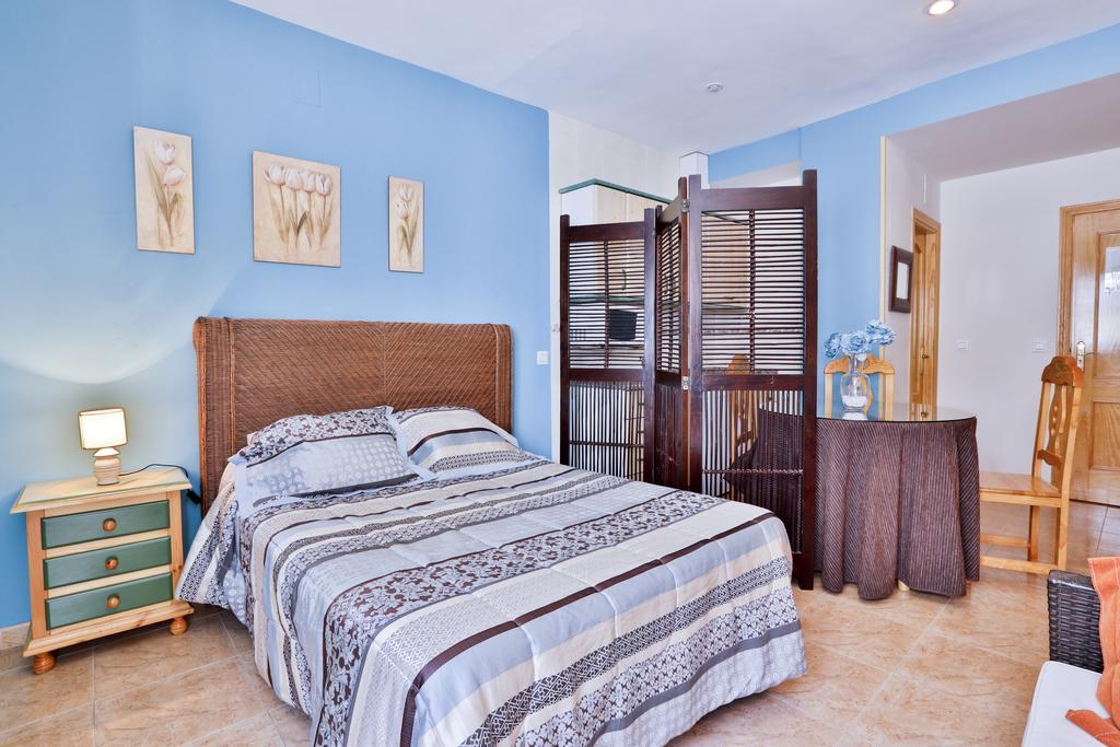Apartamentos Castillo Cazorla Bagian luar foto
