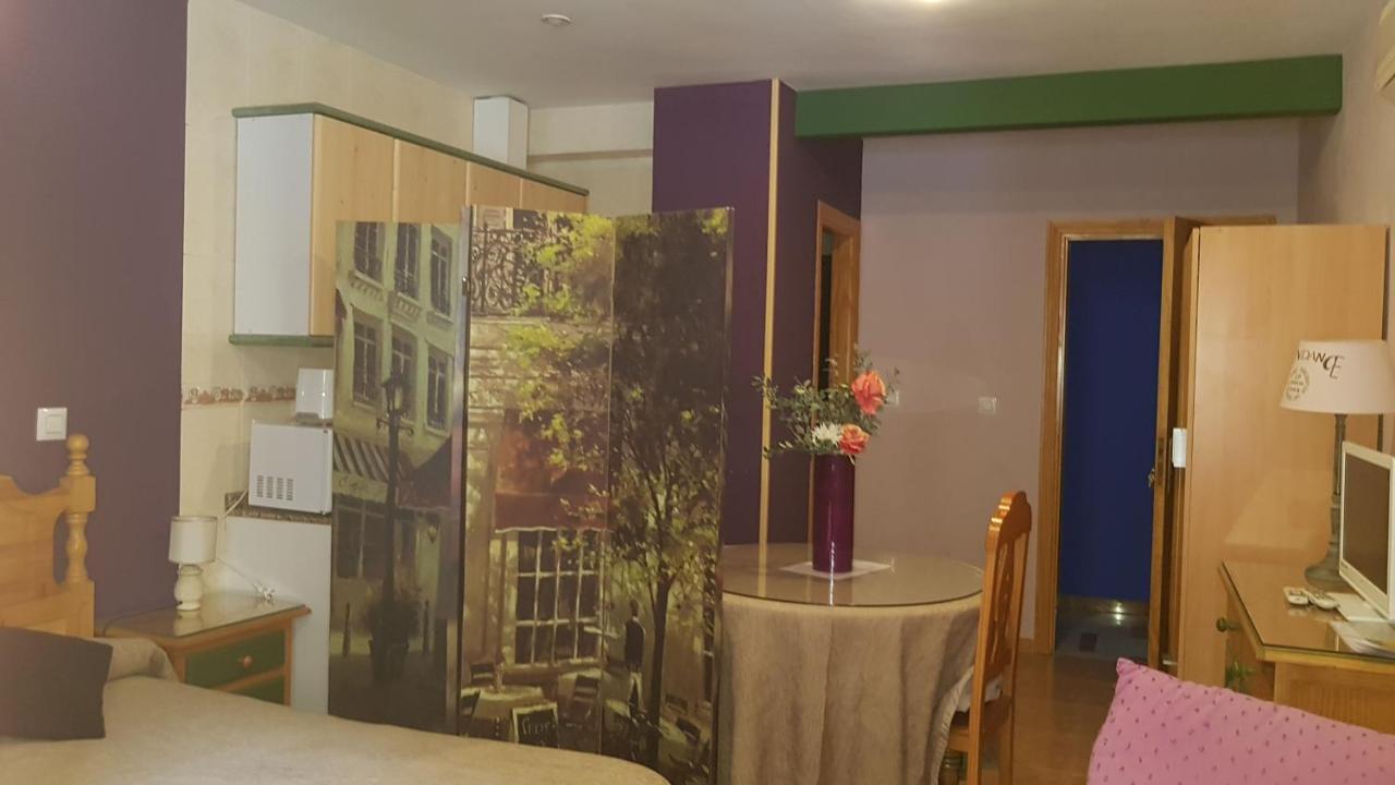 Apartamentos Castillo Cazorla Bagian luar foto